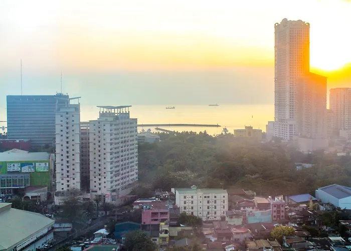 Titan At Wh Taft Residences Hotel *