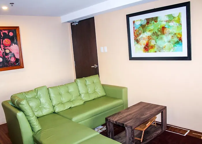 Hotel Titan At Wh Taft Residences *